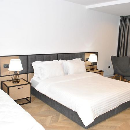 Prime Hotel 地拉那 外观 照片